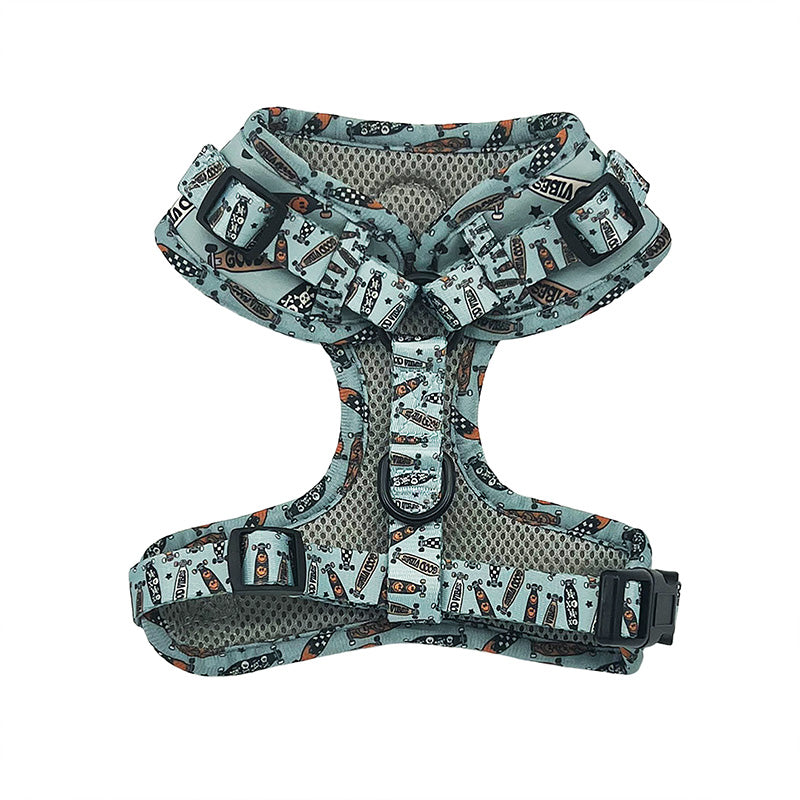 back of dog harness with skateboards